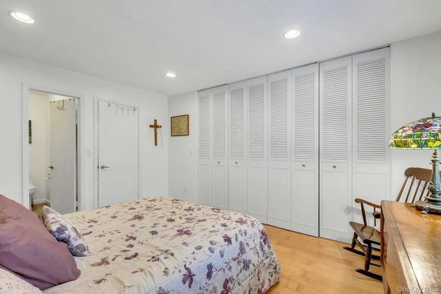 864 Skyline Drive, Coram, NY 11727