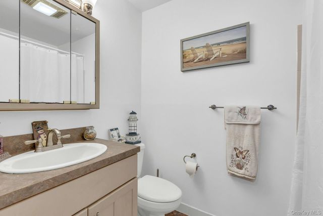 864 Skyline Drive, Coram, NY 11727