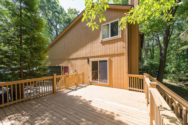 1044 Sunset Road, Ann Arbor, MI 48103