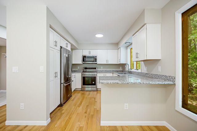 1044 Sunset Road, Ann Arbor, MI 48103