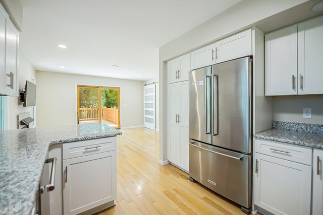 1044 Sunset Road, Ann Arbor, MI 48103