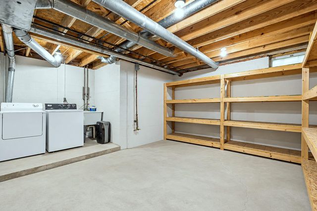 1044 Sunset Road, Ann Arbor, MI 48103