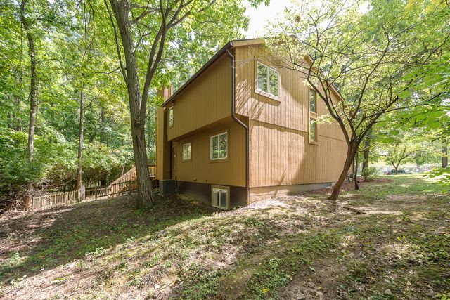 1044 Sunset Road, Ann Arbor, MI 48103