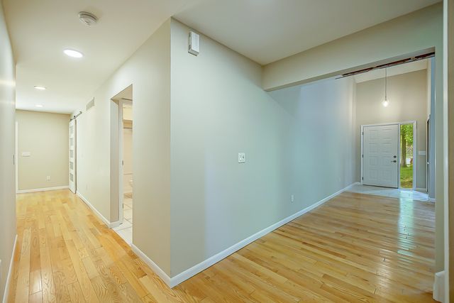 1044 Sunset Road, Ann Arbor, MI 48103