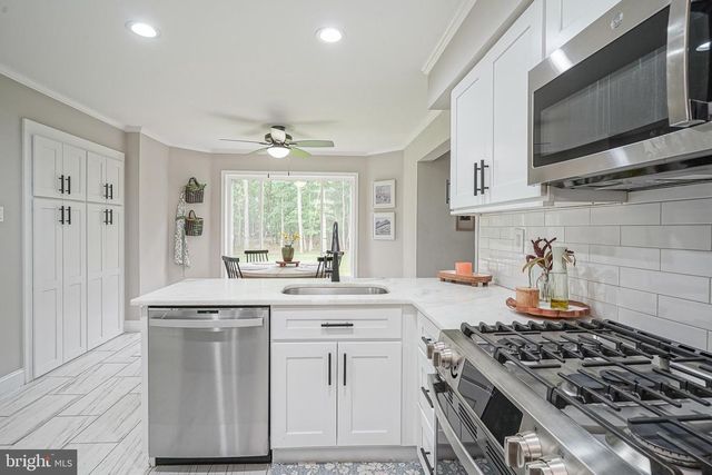 11 HIDDEN ACRES DR, Tabernacle, NJ 08088