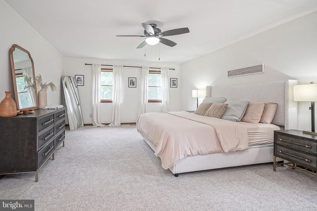 11 HIDDEN ACRES DR, Tabernacle, NJ 08088