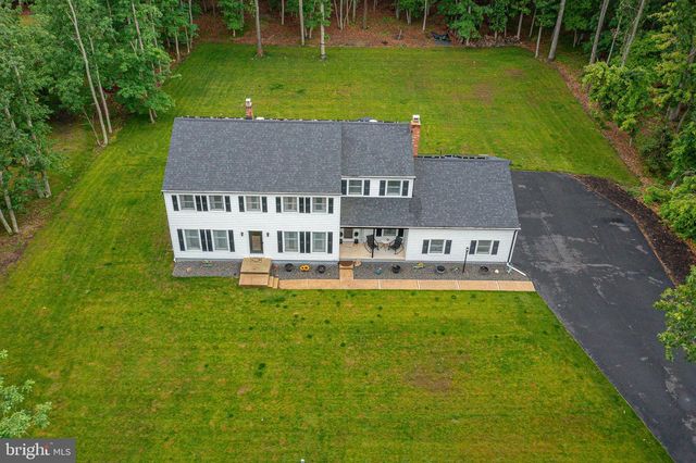 11 HIDDEN ACRES DR, Tabernacle, NJ 08088
