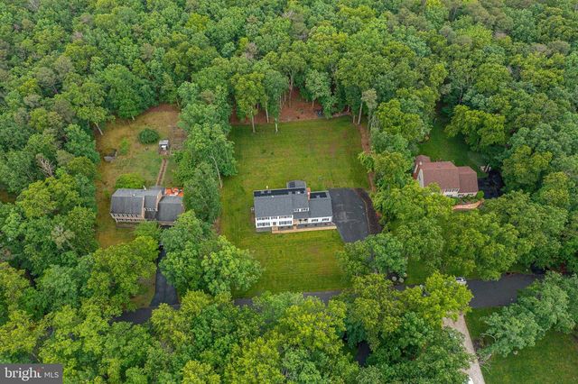 11 HIDDEN ACRES DR, Tabernacle, NJ 08088