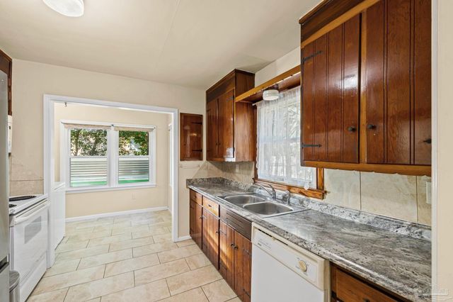 249 Willow St, Pensacola, FL 32506