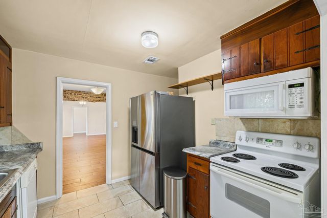 249 Willow St, Pensacola, FL 32506