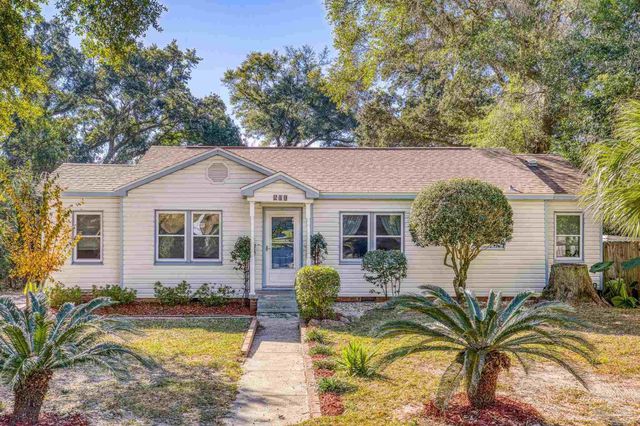 249 Willow St, Pensacola, FL 32506
