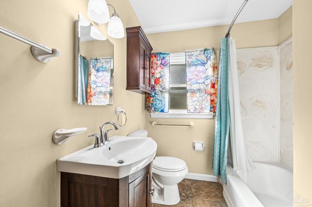 249 Willow St, Pensacola, FL 32506