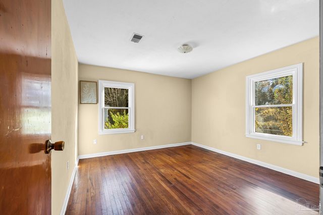 249 Willow St, Pensacola, FL 32506