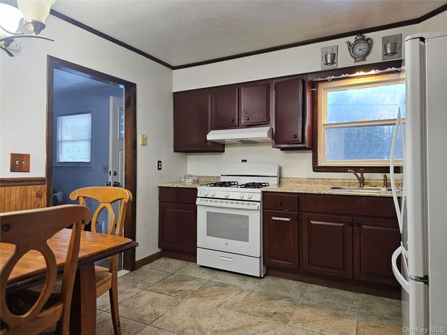 1110 Route 211 W, Middletown, NY 10940