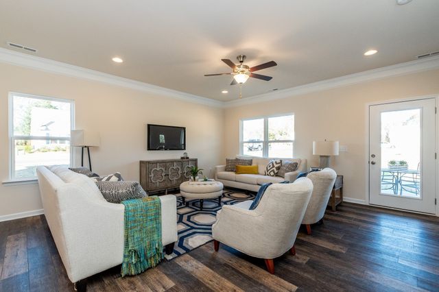 1357 English Oak Drive, Clarksville, TN 37042