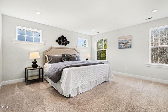 217 Silverhawk Lane, Durham, NC 27703