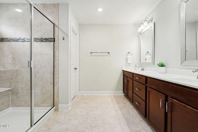 217 Silverhawk Lane, Durham, NC 27703