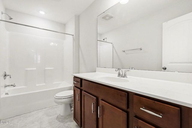 217 Silverhawk Lane, Durham, NC 27703