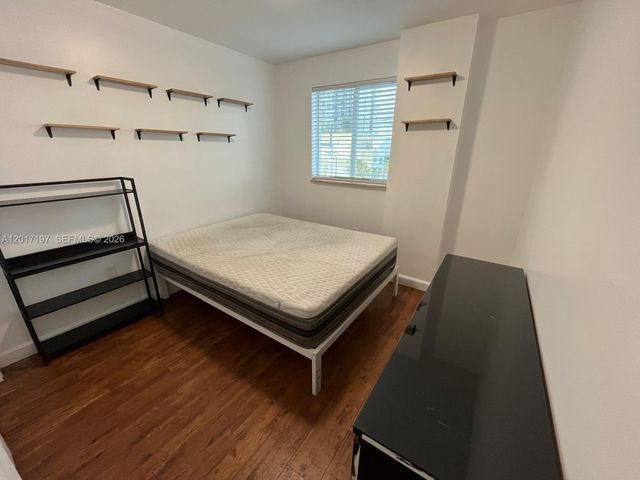 2280 SW 32nd Ave 302, Miami, FL 33145