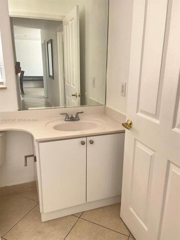 2280 SW 32nd Ave 302, Miami, FL 33145
