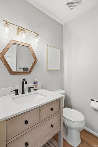 5535 Trishlyn Cove, Fort Wayne, IN 46835