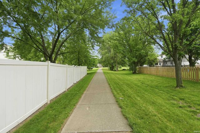 5535 Trishlyn Cove, Fort Wayne, IN 46835