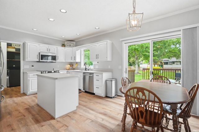 5535 Trishlyn Cove, Fort Wayne, IN 46835