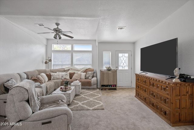 2327 N North --, Vernon, AZ 85940