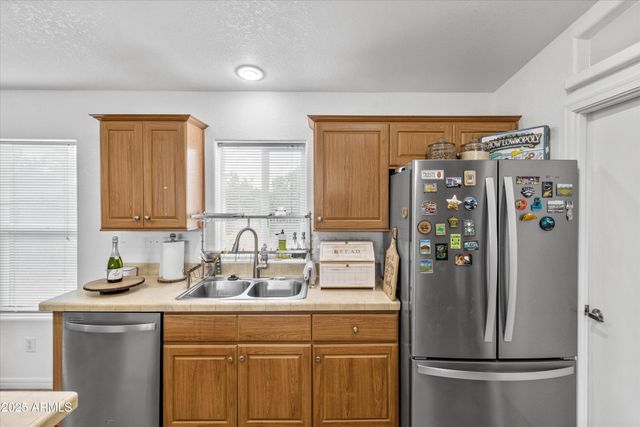 2327 N North --, Vernon, AZ 85940