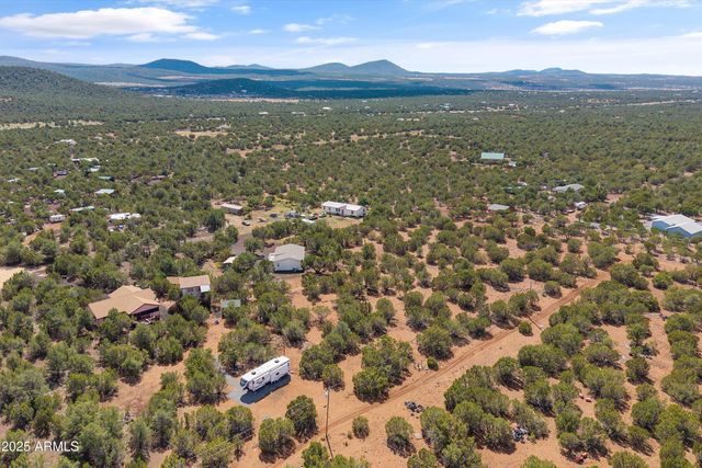 2327 N North --, Vernon, AZ 85940