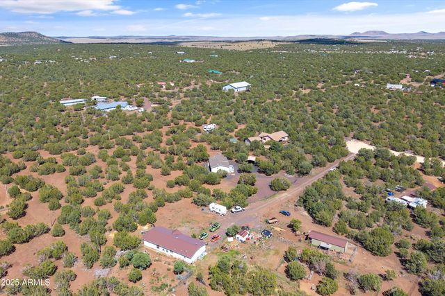 2327 N North --, Vernon, AZ 85940