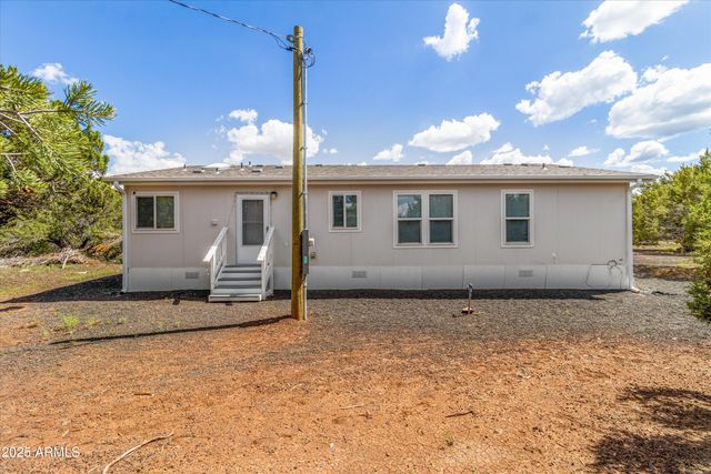 2327 N North --, Vernon, AZ 85940