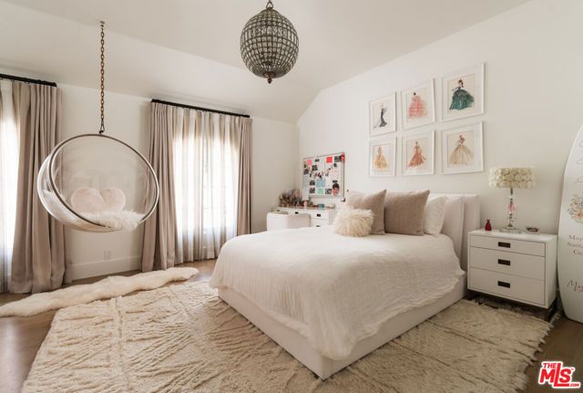 1567 E Valley Road, Montecito, CA 93108