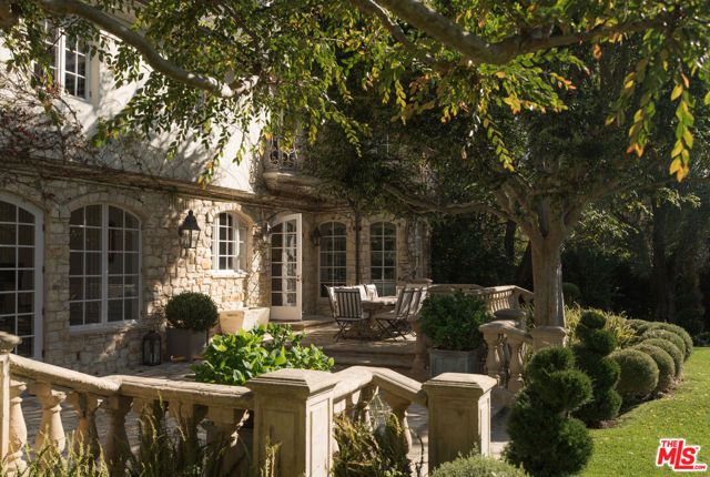 1567 E Valley Road, Montecito, CA 93108