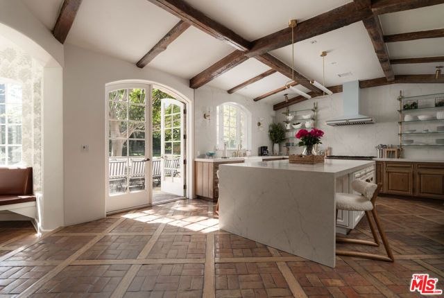 1567 E Valley Road, Montecito, CA 93108