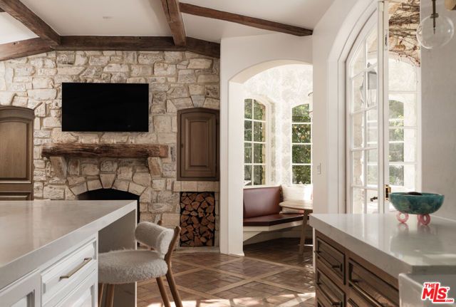 1567 E Valley Road, Montecito, CA 93108