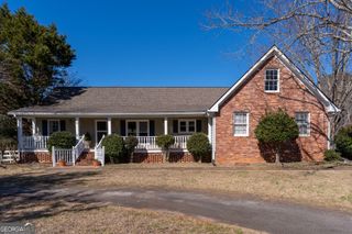 101 E Macedonia Church Road, Oxford, GA 30054