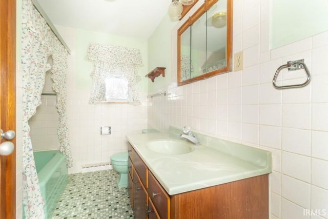 3239 S State Road 103, New Castle, IN 47362