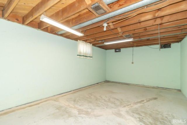 3239 S State Road 103, New Castle, IN 47362