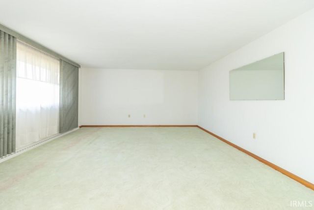 3239 S State Road 103, New Castle, IN 47362