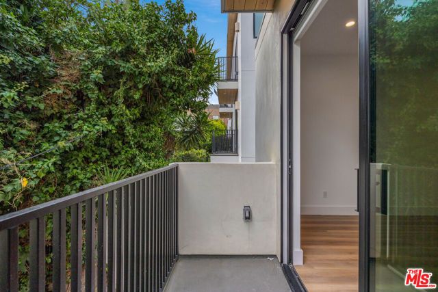 5313 Ben Avenue 1, Valley Village, CA 91607