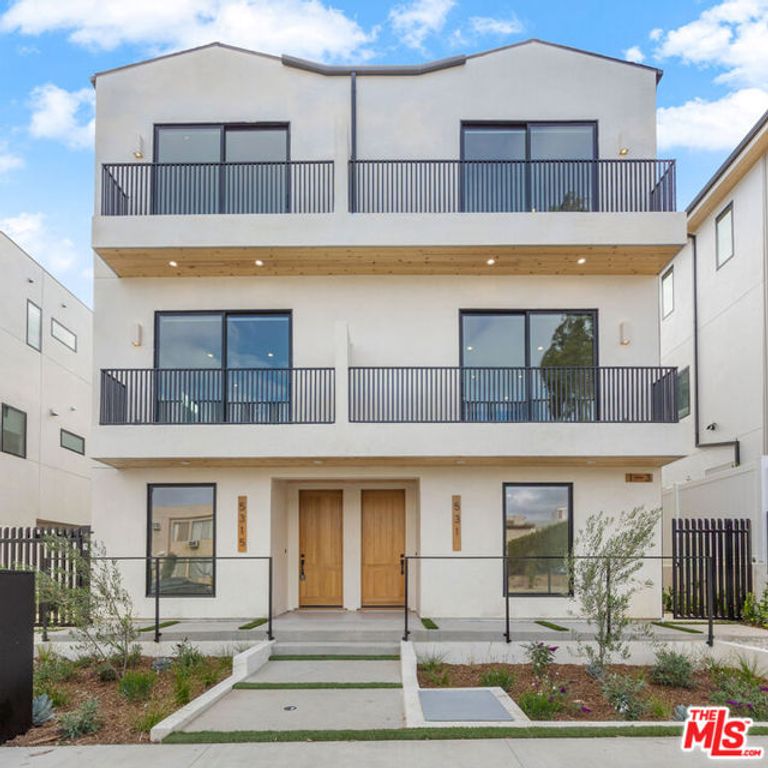 5313 Ben Avenue 1, Valley Village, CA 91607
