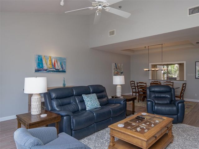 2013 HARBOUR LINKS DRIVE 2013, Longboat Key, FL 34228