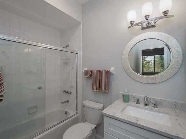 2013 HARBOUR LINKS DRIVE 2013, Longboat Key, FL 34228