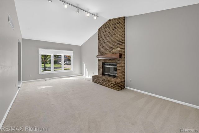 41156 Todd Lane, Novi, MI 48375