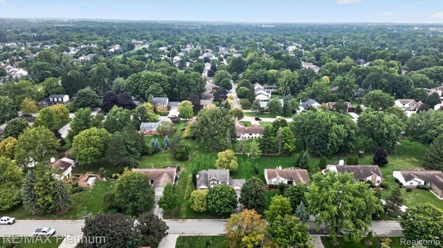 41156 Todd Lane, Novi, MI 48375