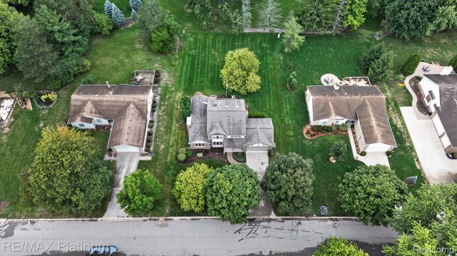 41156 Todd Lane, Novi, MI 48375