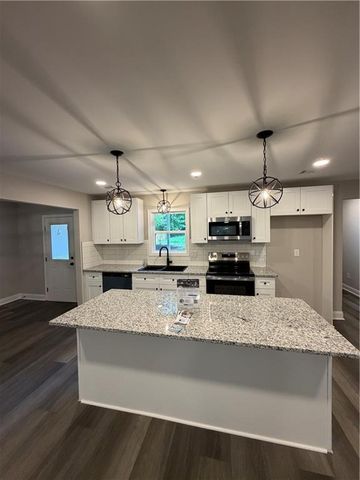7167 Brown Bridge Road, Covington, GA 30014