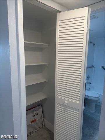 1100 Pondella RD 703, Cape Coral, FL 33909