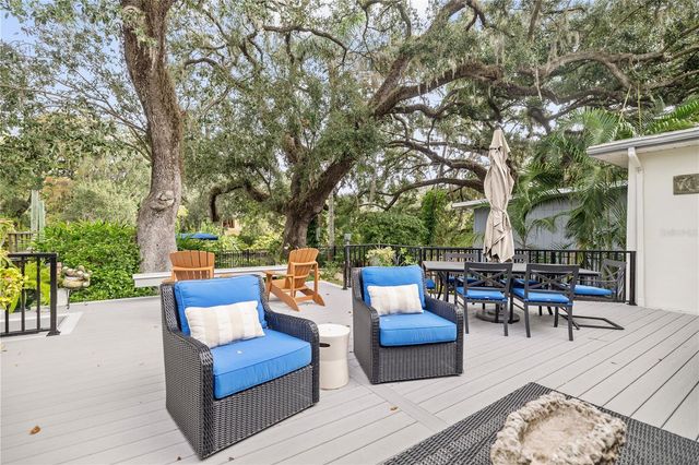 1418 E PARK CIRCLE, Tampa, FL 33604